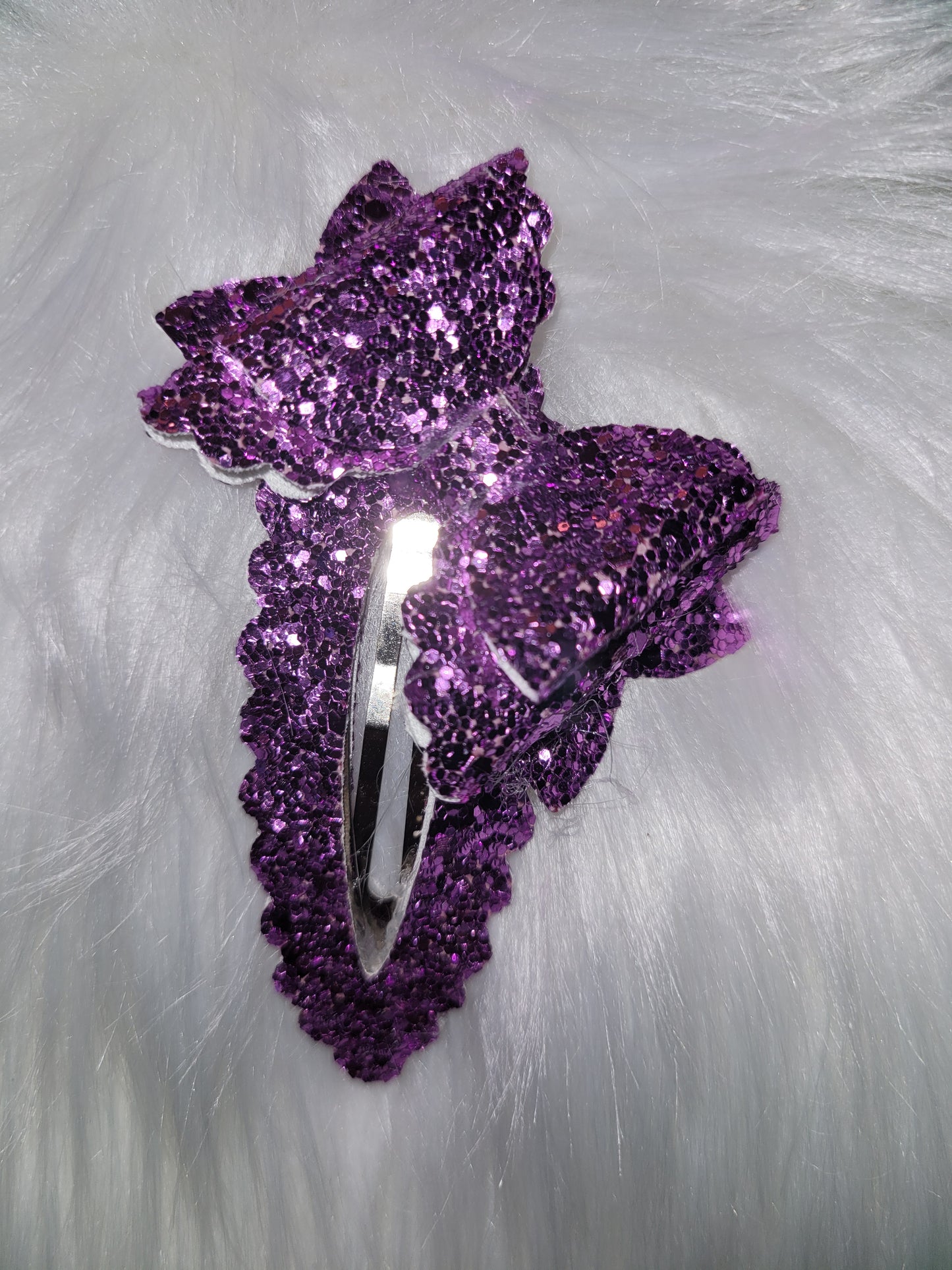 Purple Scalloped bow snap clip