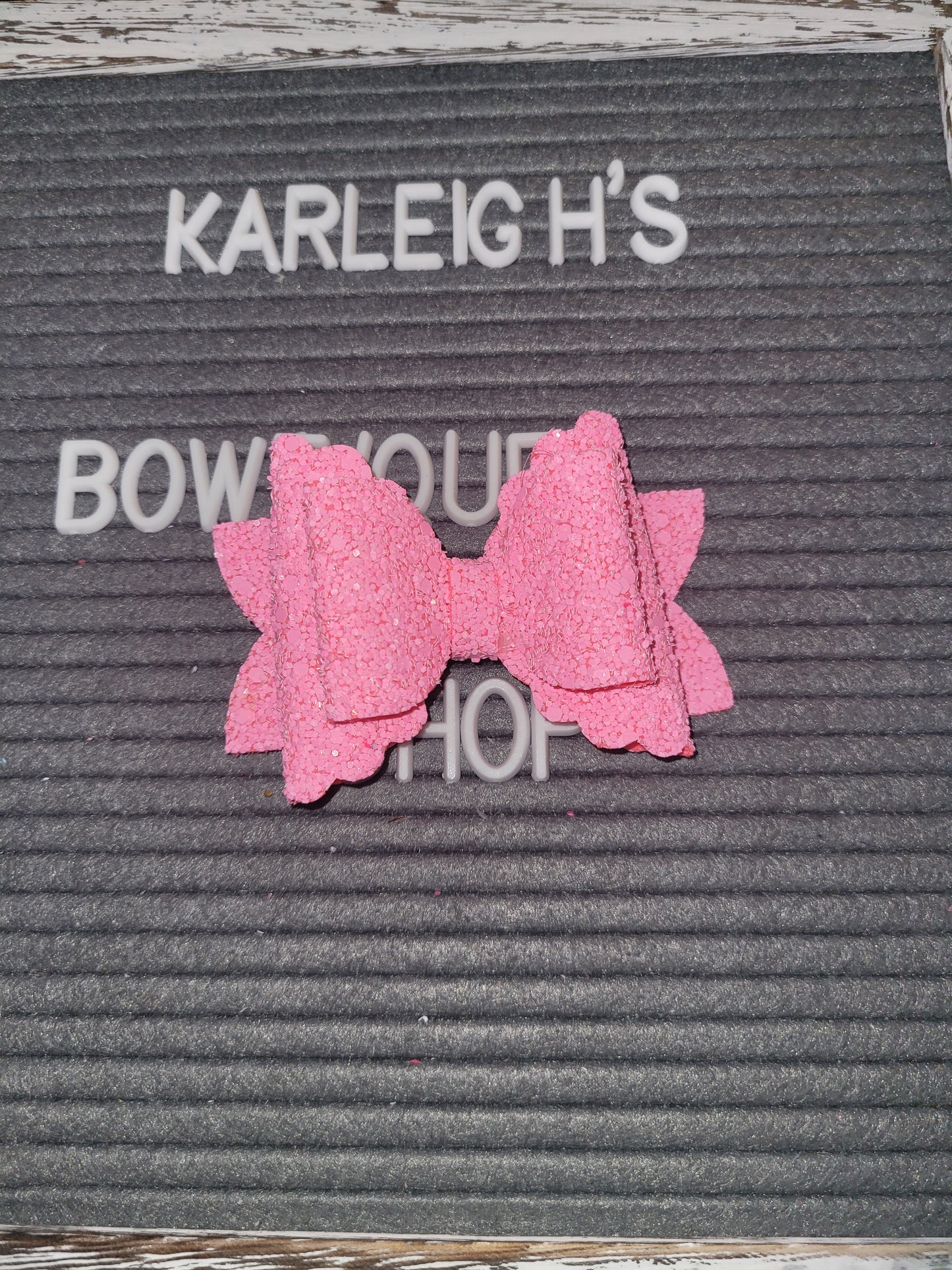 Neon pink chunky glitter bow