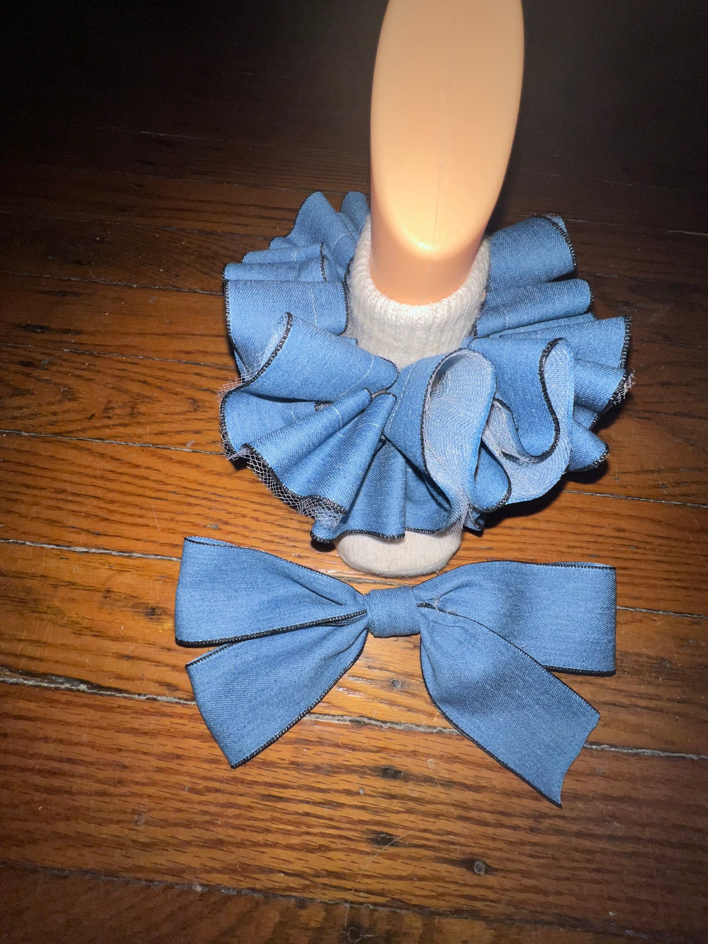 Denim ruffle socks (detachable anklets)