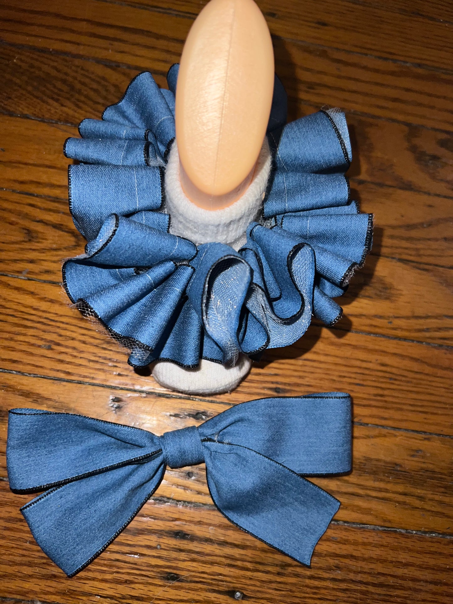 Denim ruffle socks (detachable anklets)