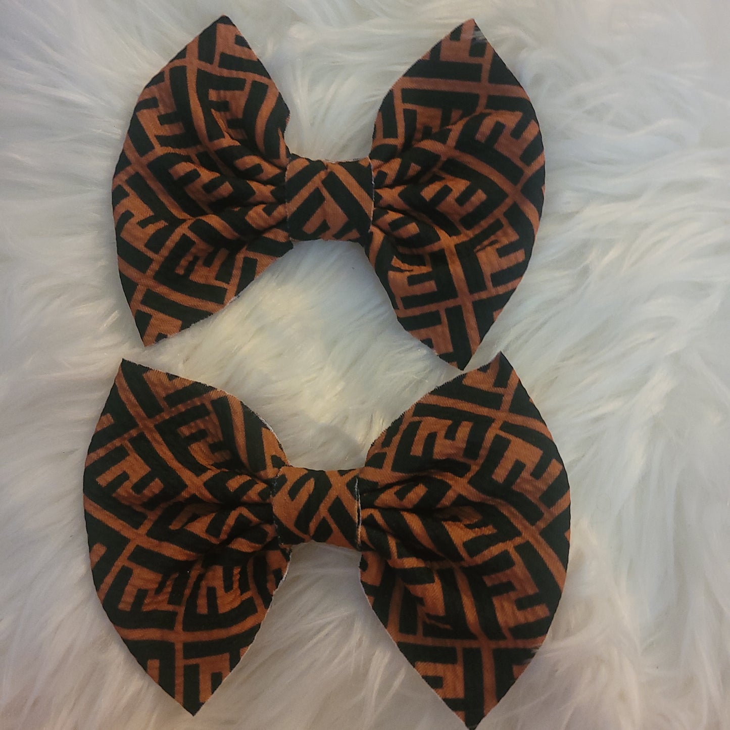 Fendi bows