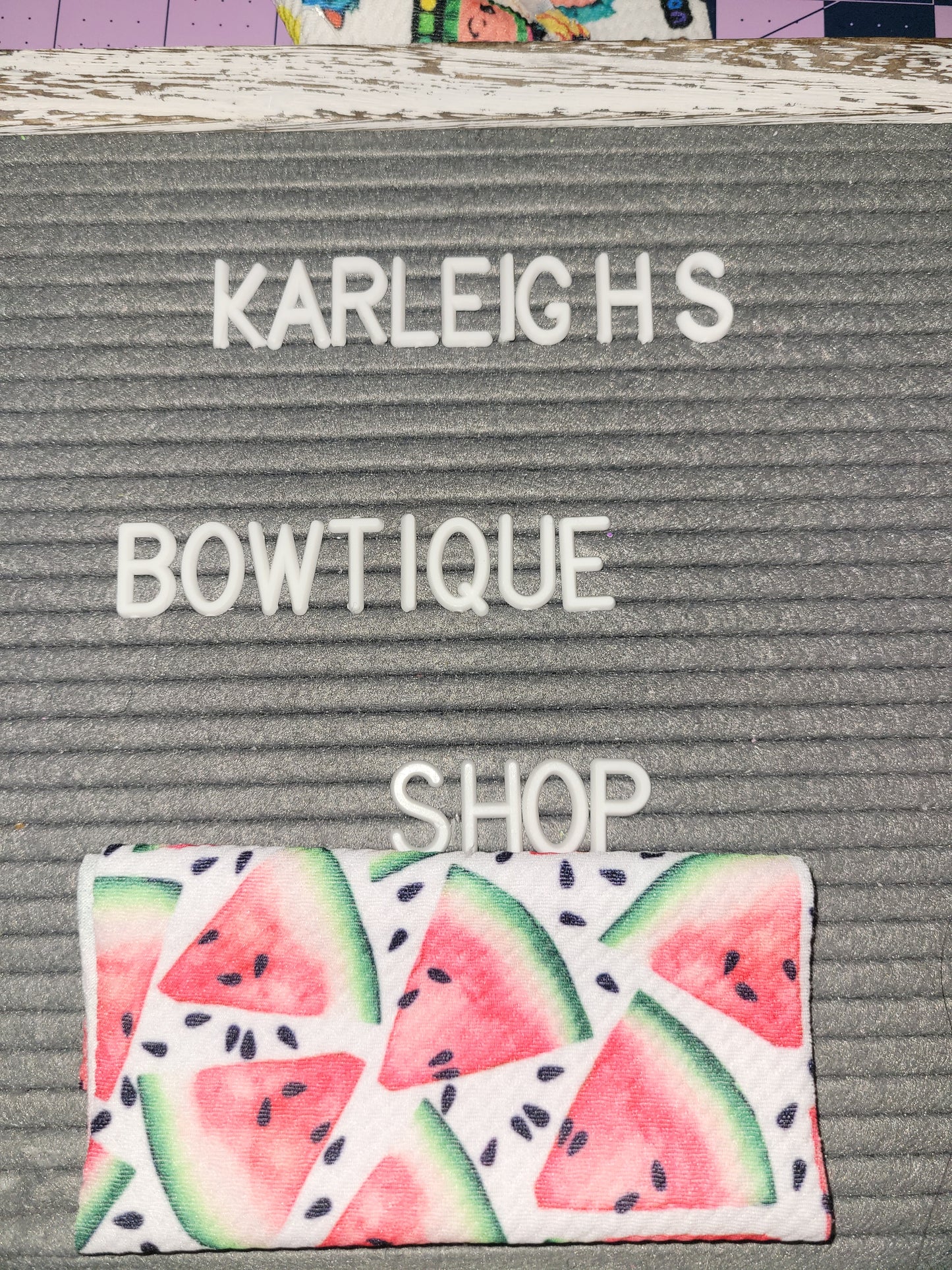 Watermelon bow