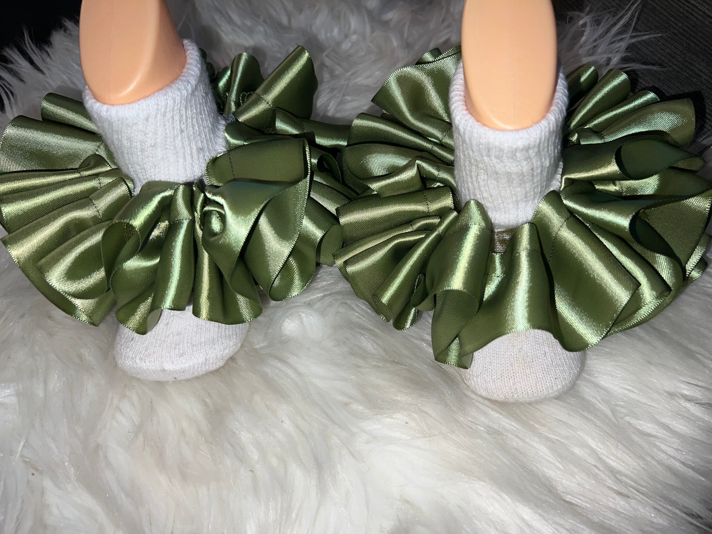 Olive Green Ruffle socks (Detachable anklets)